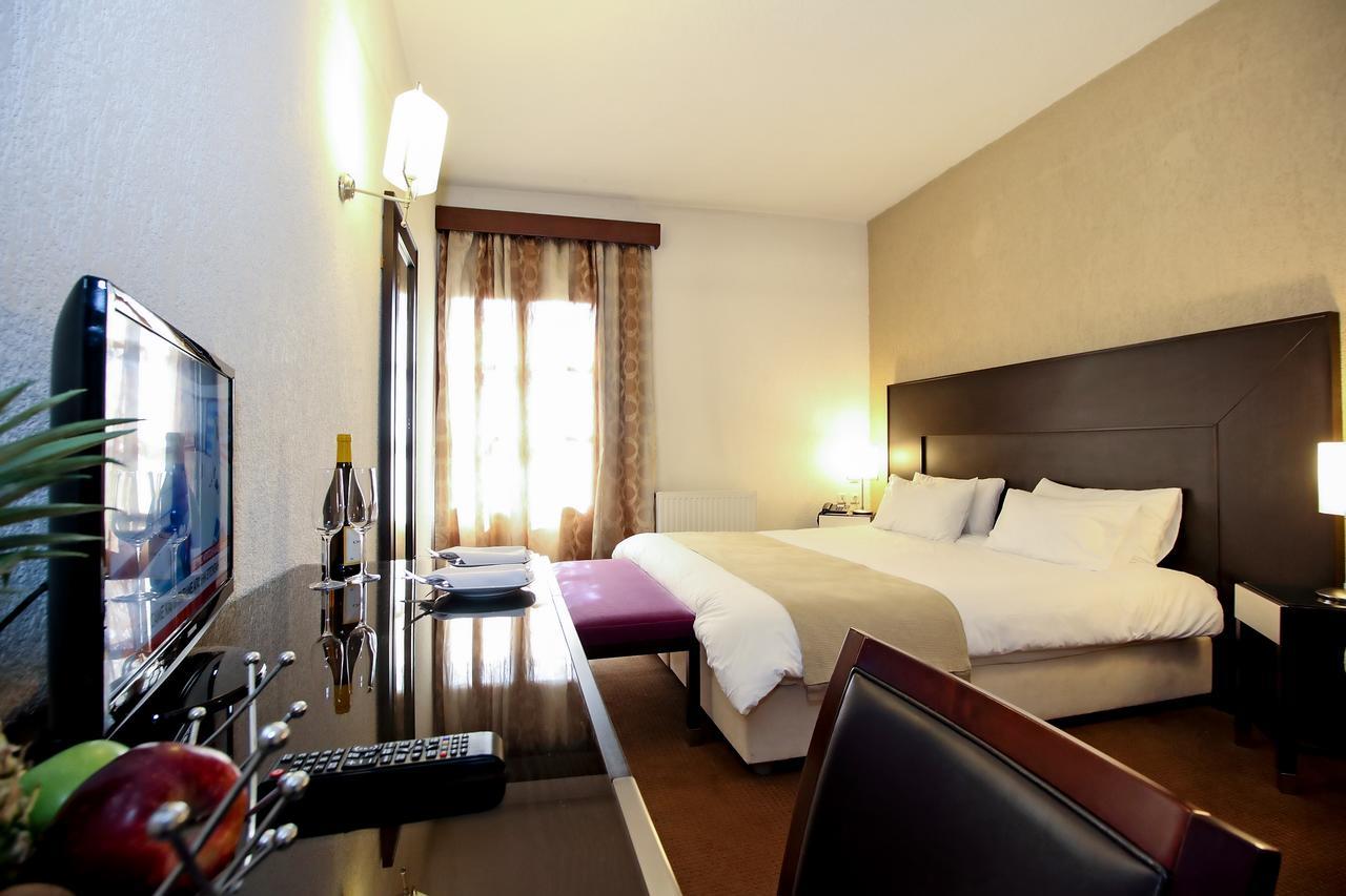 Boutique Hotel Parnassia 아라초바 외부 사진