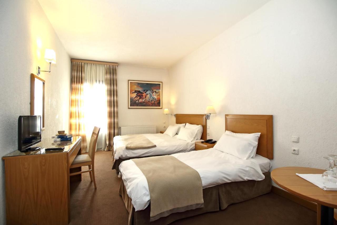 Boutique Hotel Parnassia 아라초바 외부 사진